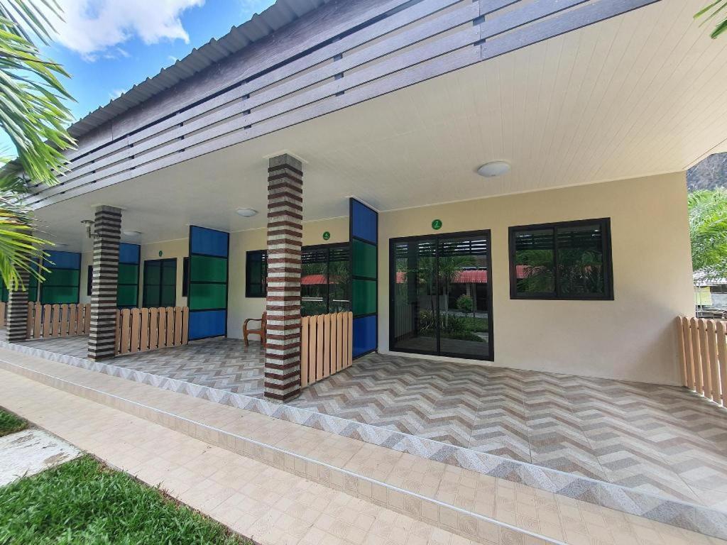 Phuphayot Resort Trang Exterior photo